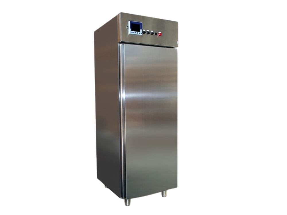 Discover custom solutions like Refrind OEM Solutions Systems. Designed and manufactured for your company's environments.