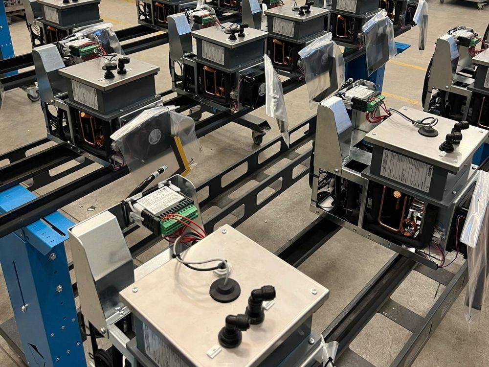 Sistemi di refrigeratori industriali | Refrind Scopri le Soluzioni custom come i refrigeratori industriali di Refrind. Ideati, progettati e realizzati per gli ambienti della tua azienda