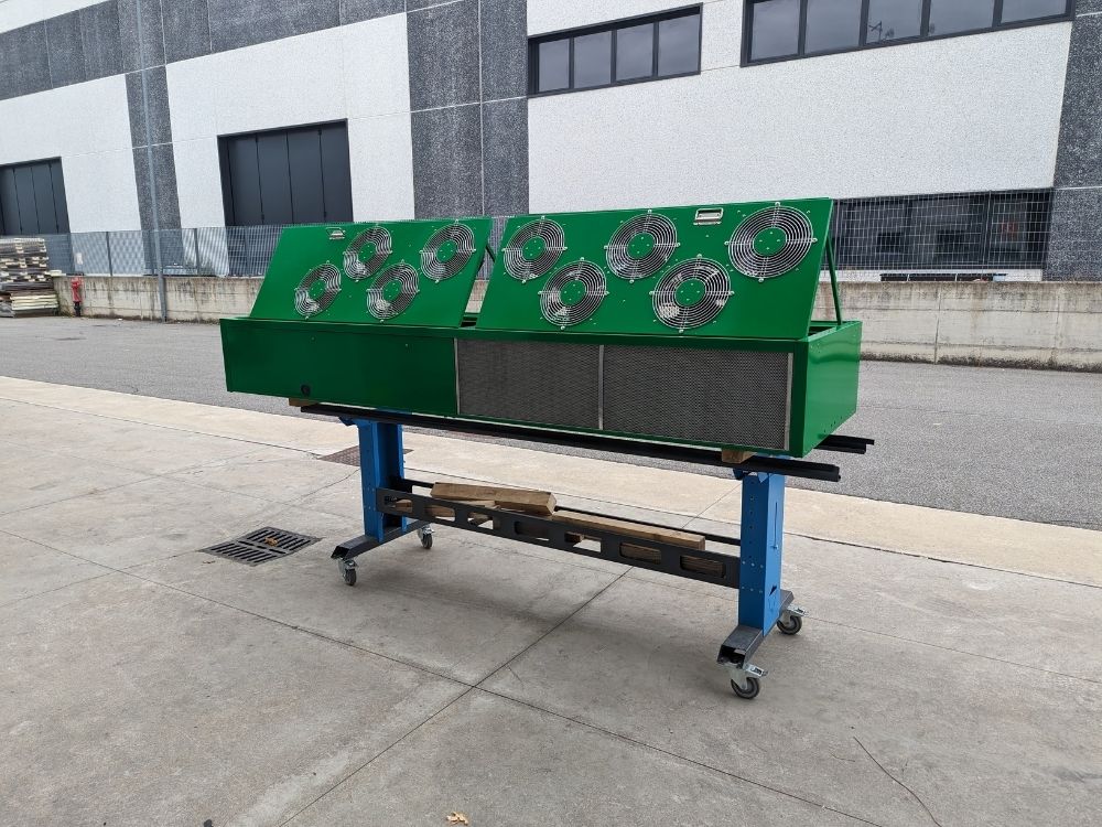 Sistemi di soluzioni oem | Refrind Scopri le Soluzioni custom come le soluzioni oem di Refrind. Ideati, progettati e realizzati per gli ambienti della tua azienda