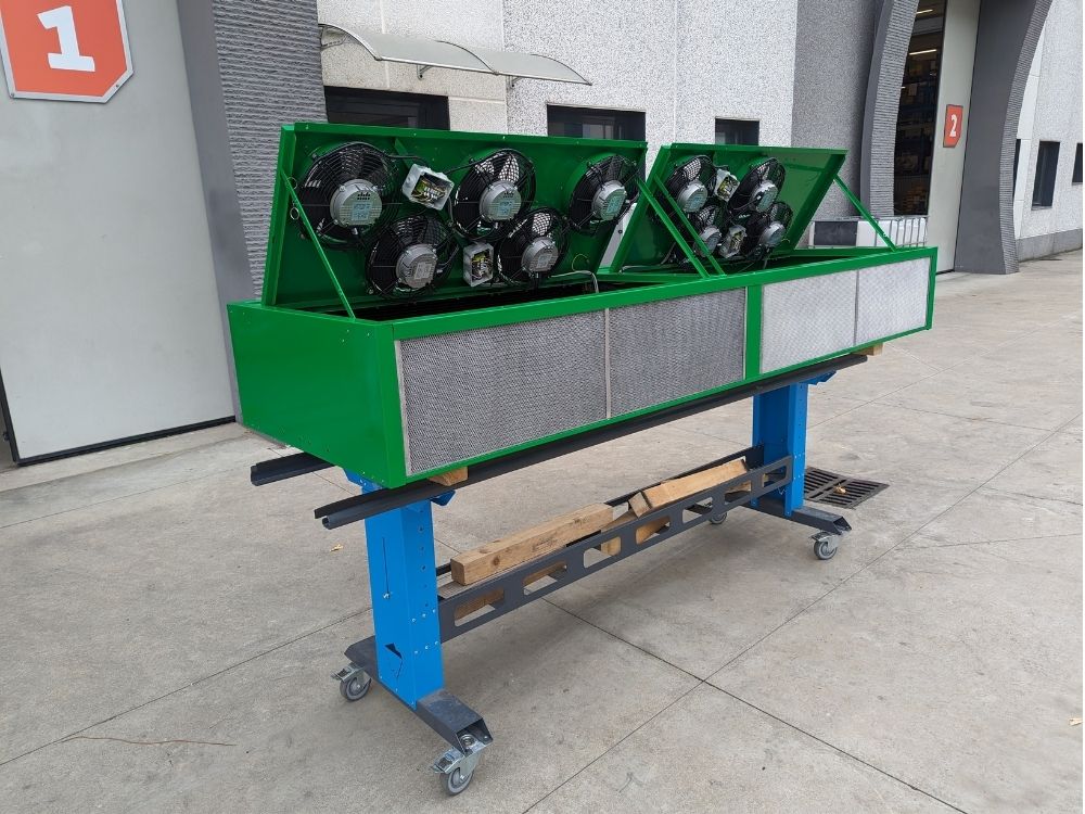 Sistemi di soluzioni oem | Refrind Scopri le Soluzioni custom come le soluzioni oem di Refrind. Ideati, progettati e realizzati per gli ambienti della tua azienda