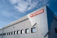 Refrind fabrica máquinas para la climatización y refrigeración industrial. Desde 1920, ofrecemos asistencia para la gestión del enfriamiento industrial.